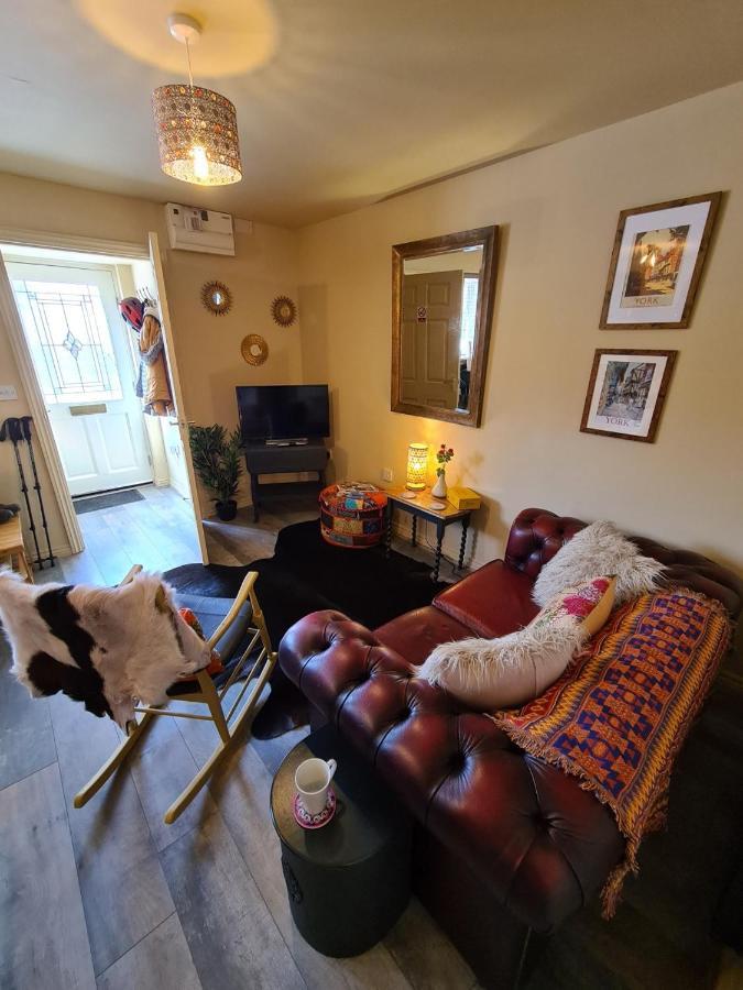 The Shambles By Spires Accommodation A Boho Styled Place To Stay Just 3 Miles From Birches Valley Visitors Centre Cannock Chase Rugeley Esterno foto